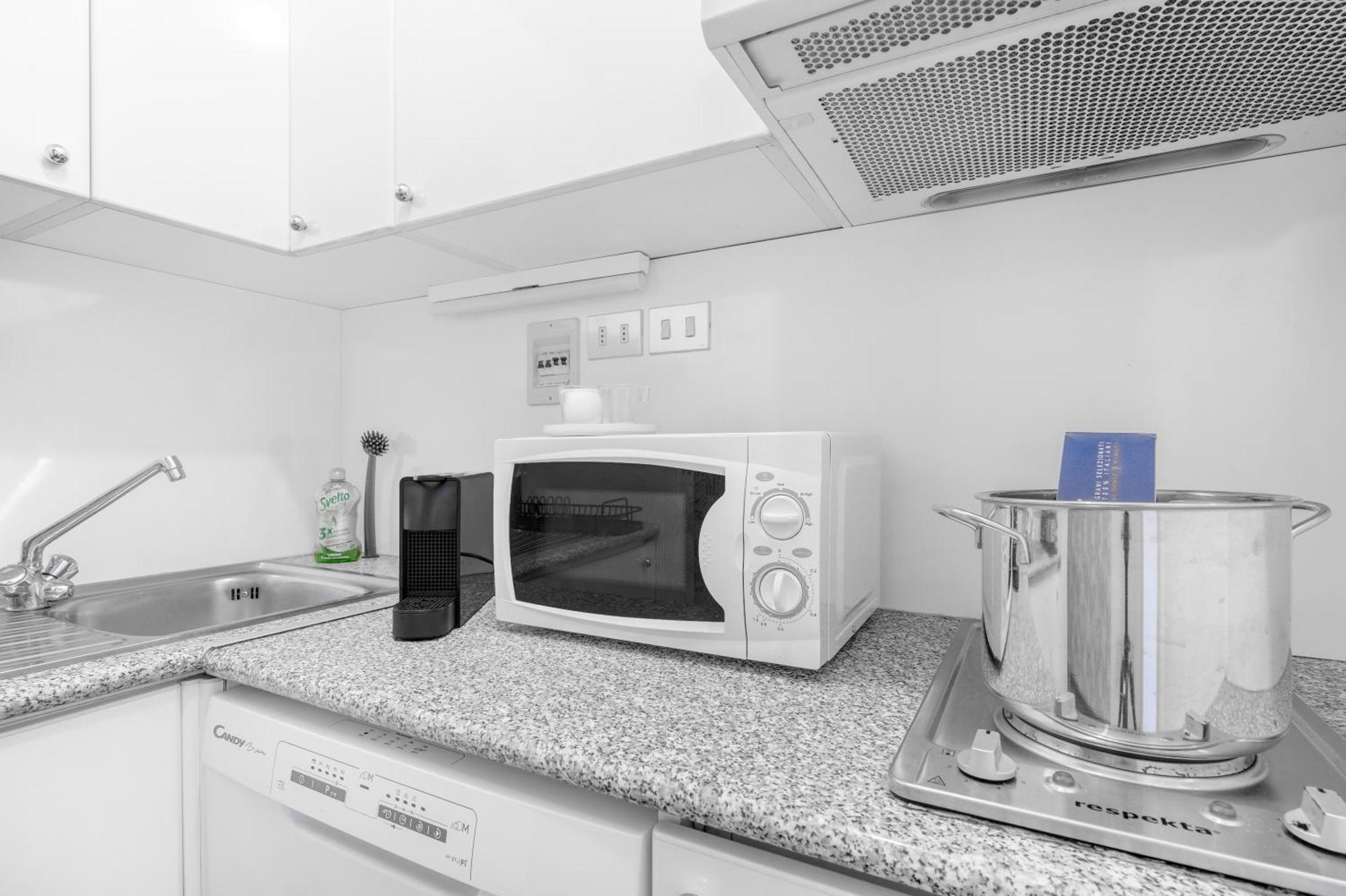 Central Luxurious Apartment Duomo A/C-Wi-Fi Free 米兰 外观 照片